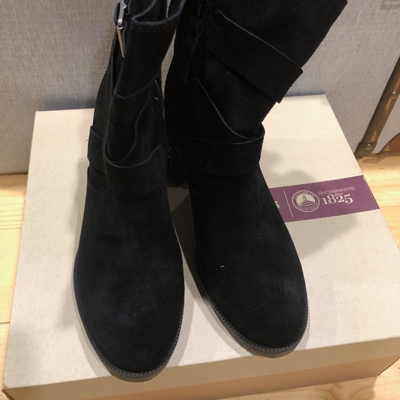CLARKS WOMENS BOOTS _ BLACK (BRAND NEW WITH BOX) - Picture 3 of 5